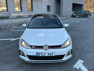 Volkswagen Golf foto 5