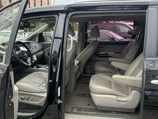 KIA Carnival фото 6
