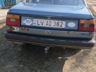 Volkswagen Jetta foto 2