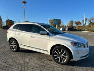 Volvo XC60 foto 2