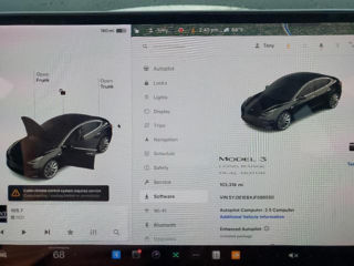 Tesla Model 3 foto 6