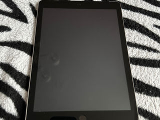 Планшет Apple iPad 6th Gen 32 Gb LTE 4G (айпад) foto 2