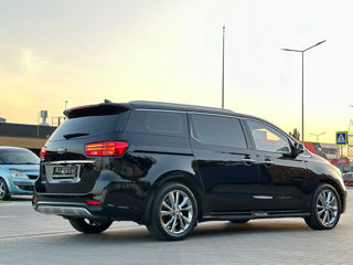 KIA Carnival foto 3