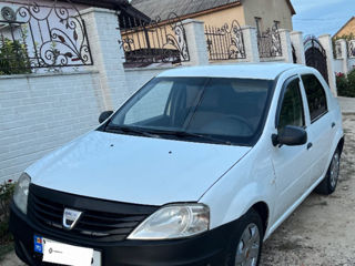 Dacia Logan foto 2