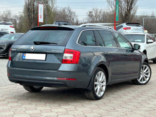 Skoda Octavia foto 4