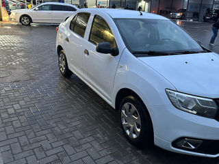 Dacia Logan foto 3