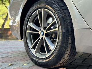 BMW 5 Series foto 16