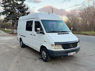 Mercedes Sprinter 212D foto 2