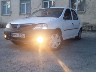 Dacia Logan foto 10