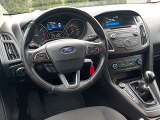 Ford Focus foto 6