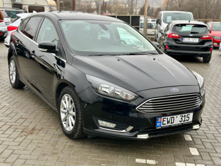 Ford Focus foto 2