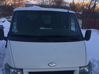 Ford transit foto 1