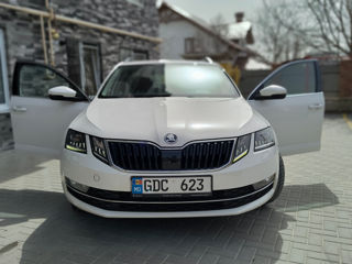 Skoda Octavia foto 1