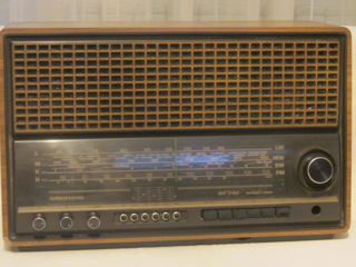 Радиоприемник grundig rf-740 с fm-программатором 70-х годов.