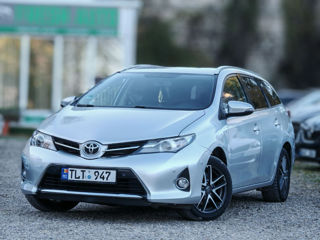 Toyota Auris foto 2