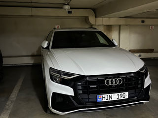 Audi Q8 foto 7