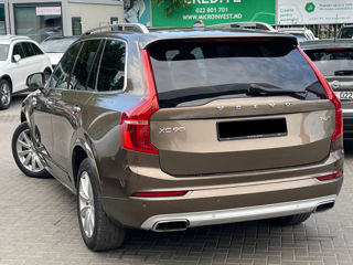 Volvo XC90 foto 4