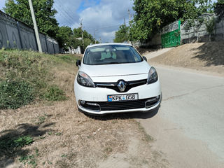 Renault Grand Scenic foto 3