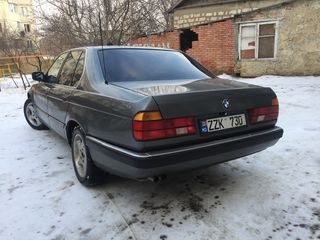 BMW 7 Series foto 3