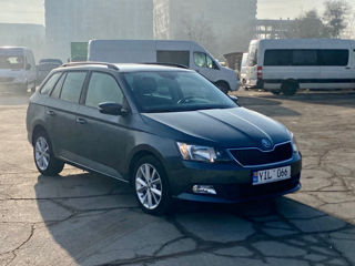 Skoda Fabia foto 2