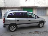 Opel Zafira foto 1