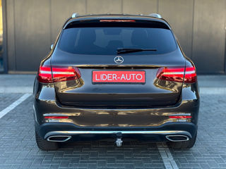 Mercedes GLC foto 5