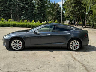 Tesla Model S foto 7