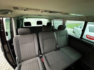 Volkswagen Caravelle foto 16