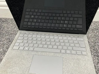 Microsoft surface laptop 2 foto 2