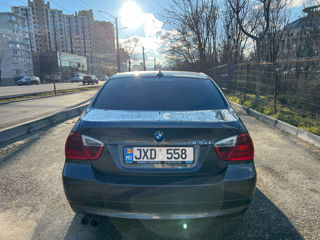 BMW 3 Series foto 3