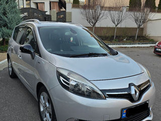 Renault Grand Scenic foto 2