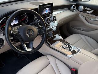 Mercedes GLC foto 8