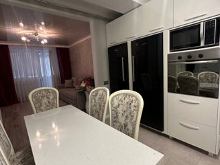 Apartament cu 2 camere, 72 m², Botanica, Chișinău