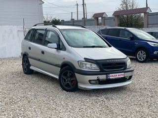 Opel Zafira foto 4