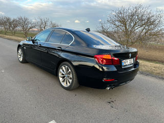 BMW 5 Series foto 3