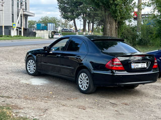 Mercedes E-Class foto 3