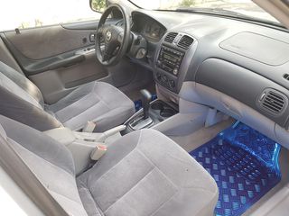 Mazda 323 foto 5