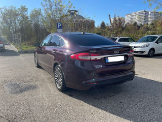 Ford Fusion foto 4