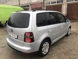 Volkswagen Touran foto 5