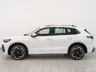 Volkswagen Tiguan foto 3