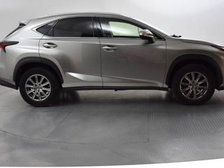 Lexus NX Series foto 2