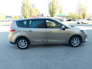 Renault Grand Scenic foto 5