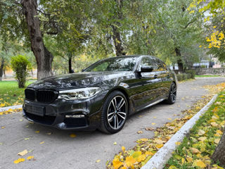 BMW 5 Series foto 1