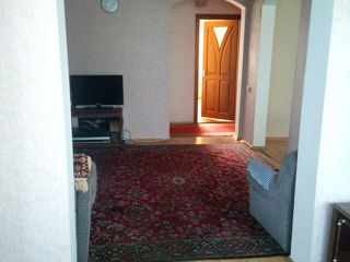 Apartament cu 4 camere, 101 m², Botanica, Chișinău foto 3