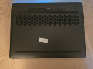 Alienware m15 R7 AMD foto 3