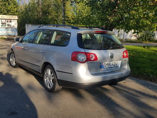 Volkswagen Passat foto 8