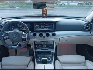 Mercedes E-Class foto 9