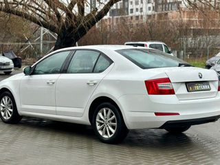 Skoda Octavia foto 4