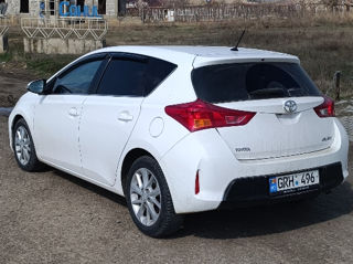 Toyota Auris foto 3