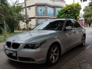 BMW 5 Series foto 3